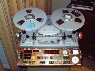 #31, Nagra '4T' reel to reel.jpg (25327 bytes)