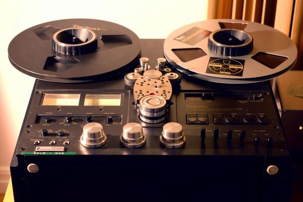 Technics 1500 reel-to-reel deck