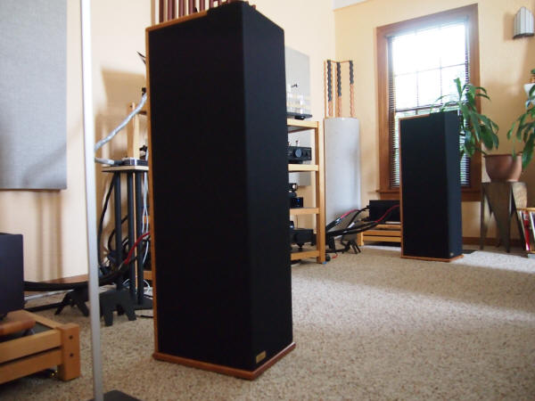 chapman T8 loudspeakers