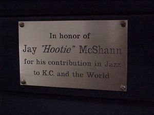 Jay'sPiano.jpg (11170 bytes)
