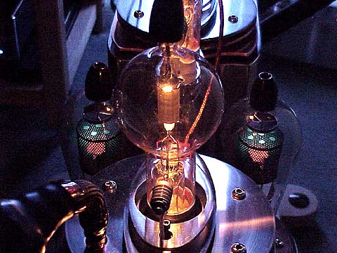 6.-75-TL-Closeup.jpg (36068 bytes)