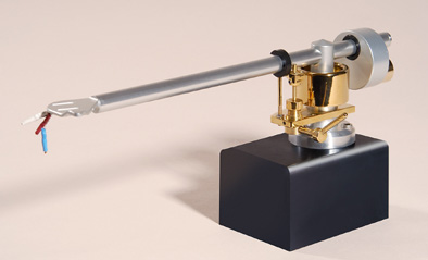 Borghese_tonearm.jpg (25744 bytes)