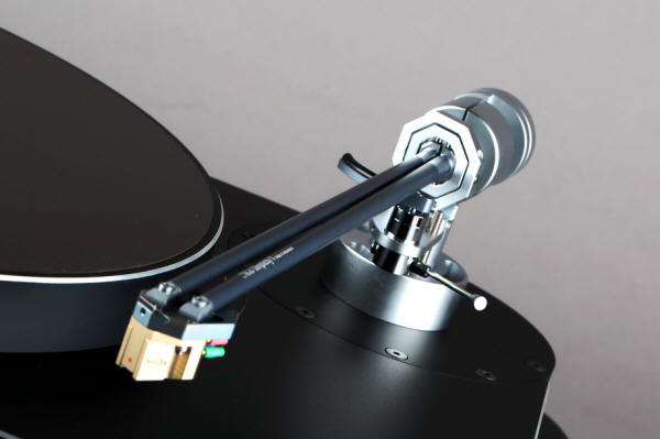 Thales TTT Compact Turntable, Levi-Base, and Simplicity Mk2 Tonearm