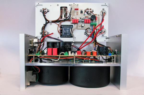 Thrax Maximinus D/A Converter, Dionysos Preamplifier, Spartacus Power 
Amplifier
