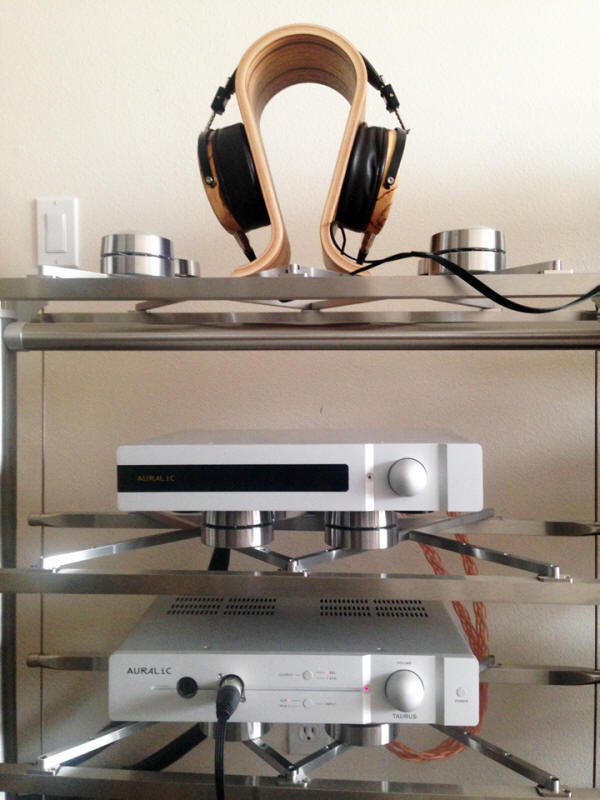 AURALiC VEGA DSD DAC & TAURUS Mk. II Balanced Headphone Amplifier