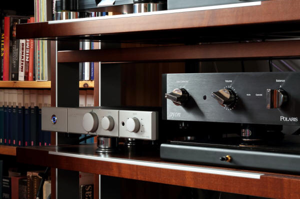 Abyssound's ASP-1000 Preamplifier and ASX-2000 Amplifier