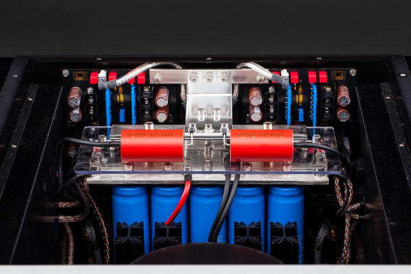 Abyssound's ASP-1000 Preamplifier and ASX-2000 Amplifier