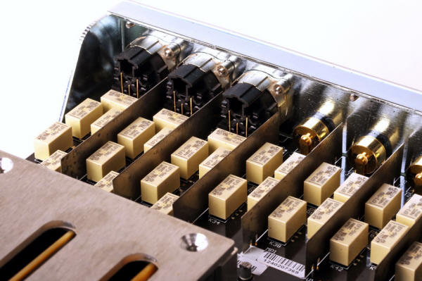 Mark Levinson №52 40th Anniversary Line/Phono Preamplifier