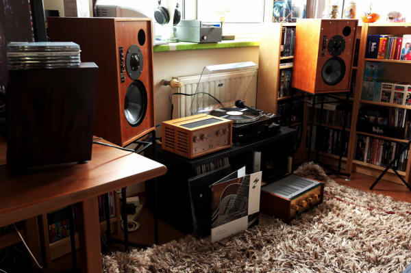 iFi Audio STEREO 50 and LS3.5