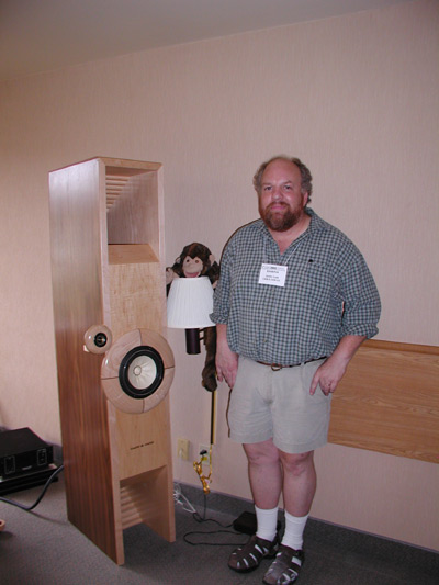 v33.jpg (54243 bytes)