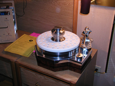 v43.jpg (44609 bytes)